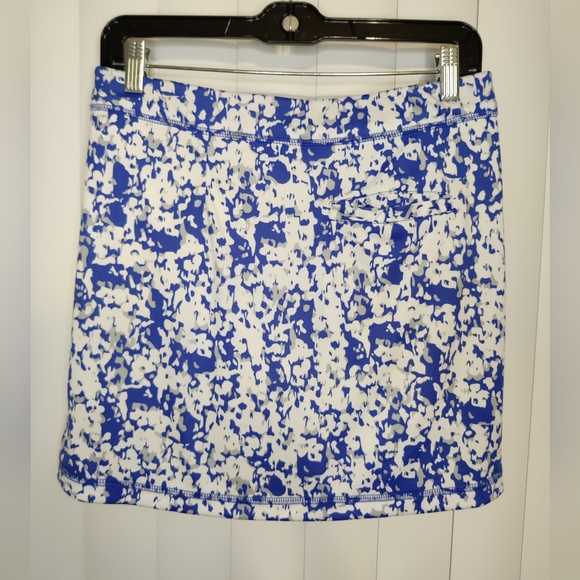 NWT PGA Tour blue and white golf skort size small - Picture 2 of 4